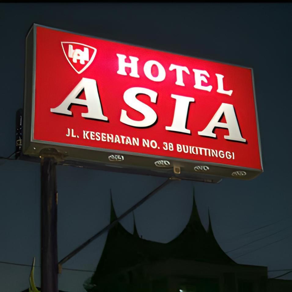 Hotel Asia Bukittinggi Bagian luar foto