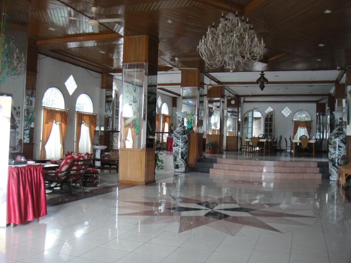 Hotel Asia Bukittinggi Bagian luar foto